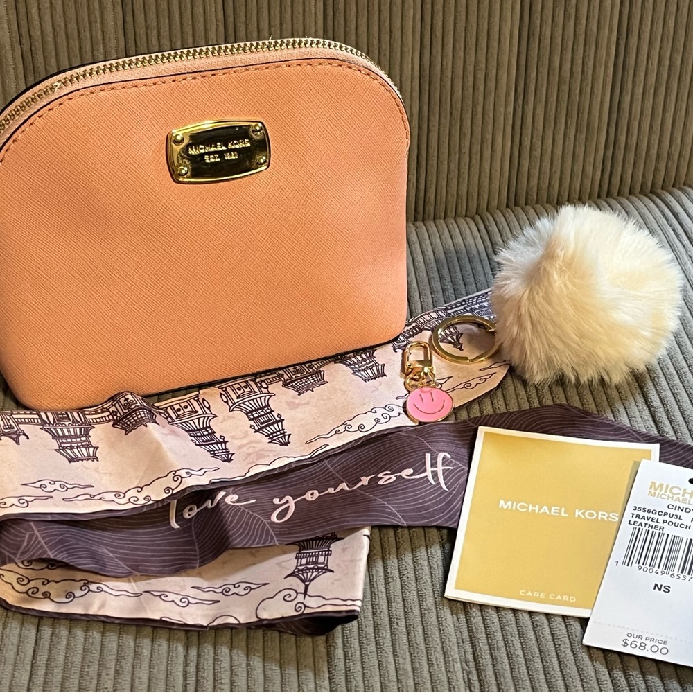 Michael Kors Blush Pink Cosmetic Bag with Gold Accents BUNDLE w/ charms, twillie